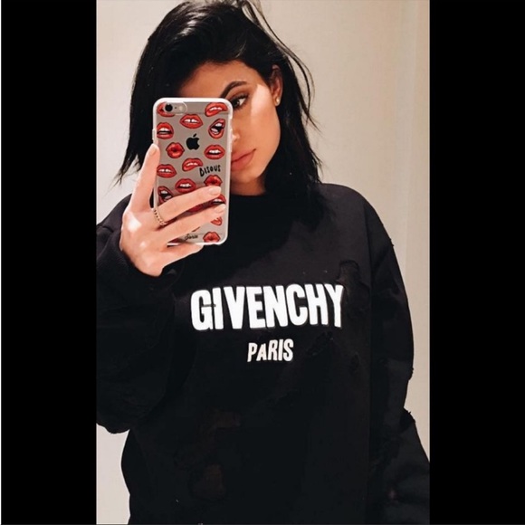 Givenchy sweatshirt. - Picture 3 of 17